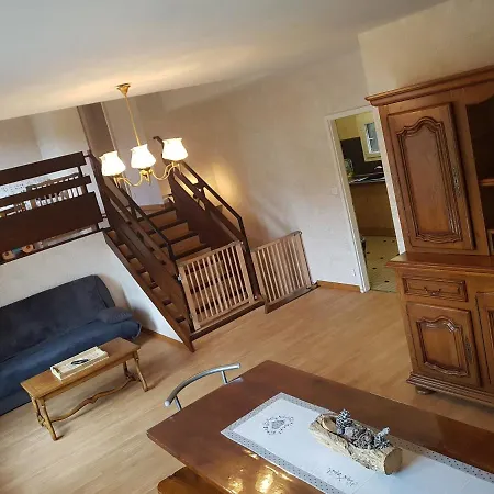 Maison Chaleureuse La Meybel Holiday home *